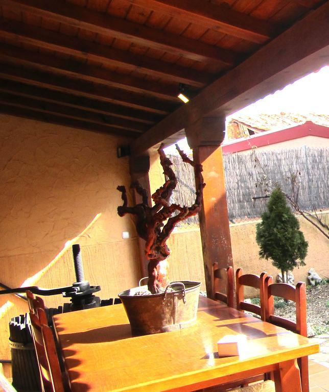Casa Rural La Prensa De Vino Hotel Сан Естебан де Гормаз Екстериор снимка